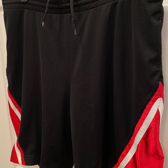 Nike Mens Black Basketball/Athletic Shorte -Size M - Picture 3 of 6